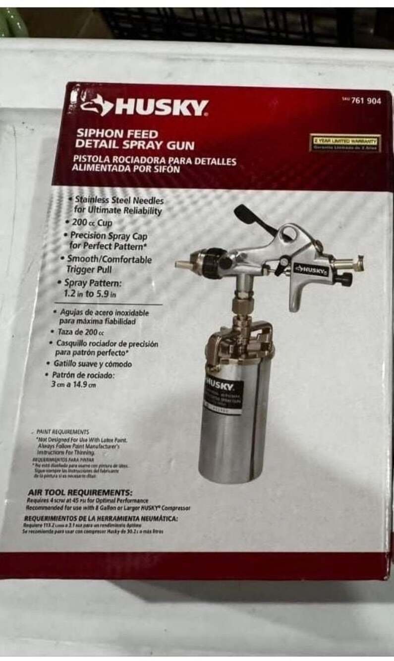 Husky 200cc Siphon Feed Detail Air Spray Gun